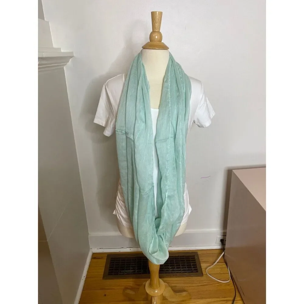 Seafoam Green‎ Infinity Scarf